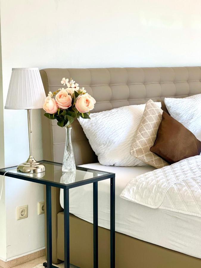 Villa Julian Doppelzimmer Aurich Ngoại thất bức ảnh